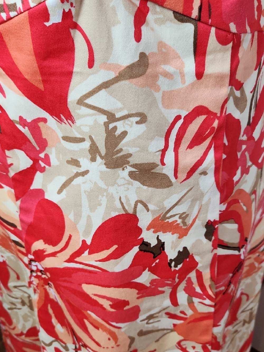 Coldwater Creek Red and Cream Floral Midi Dress - Picture 3 of 13